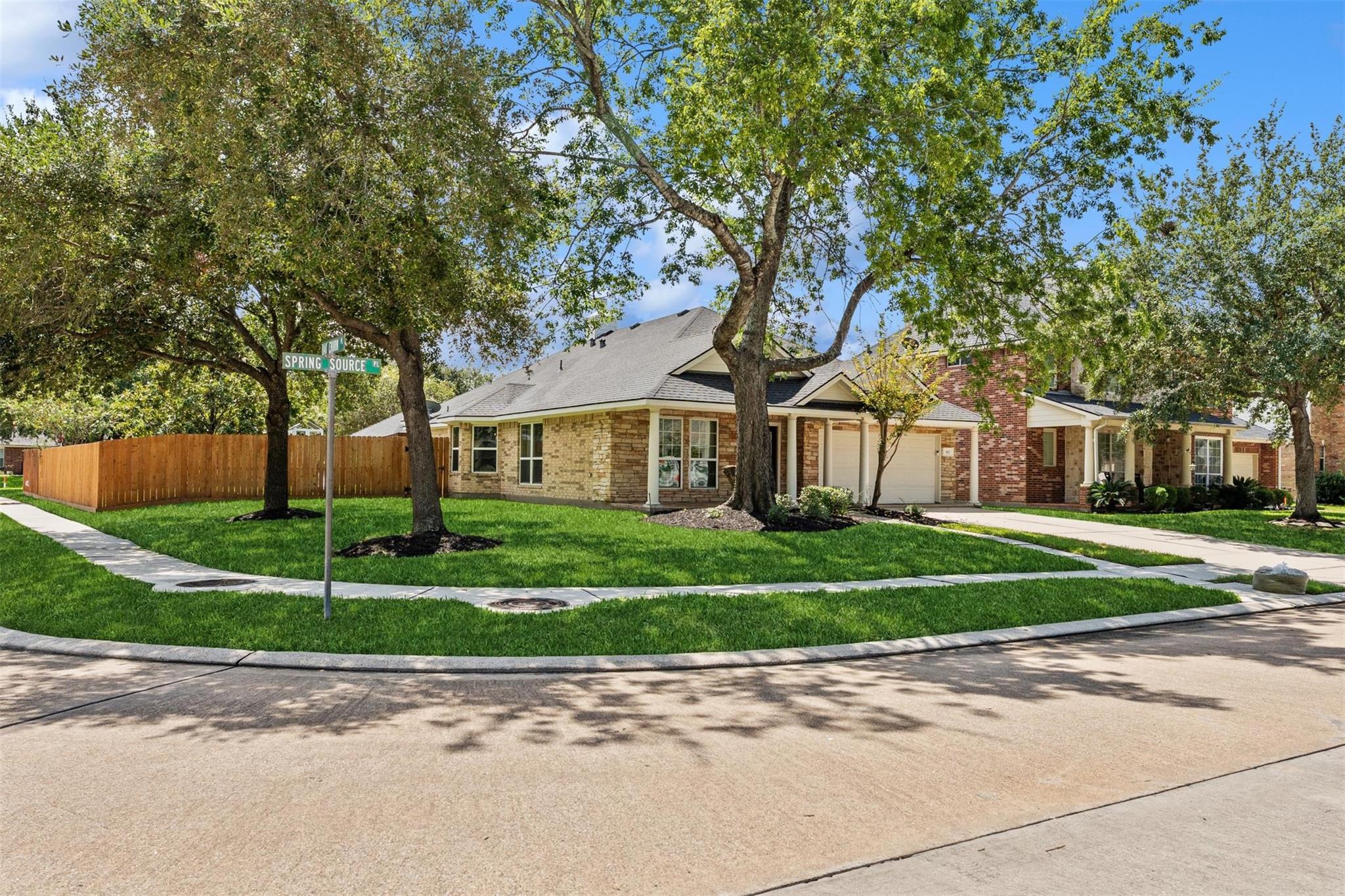 922 Spring Source Place