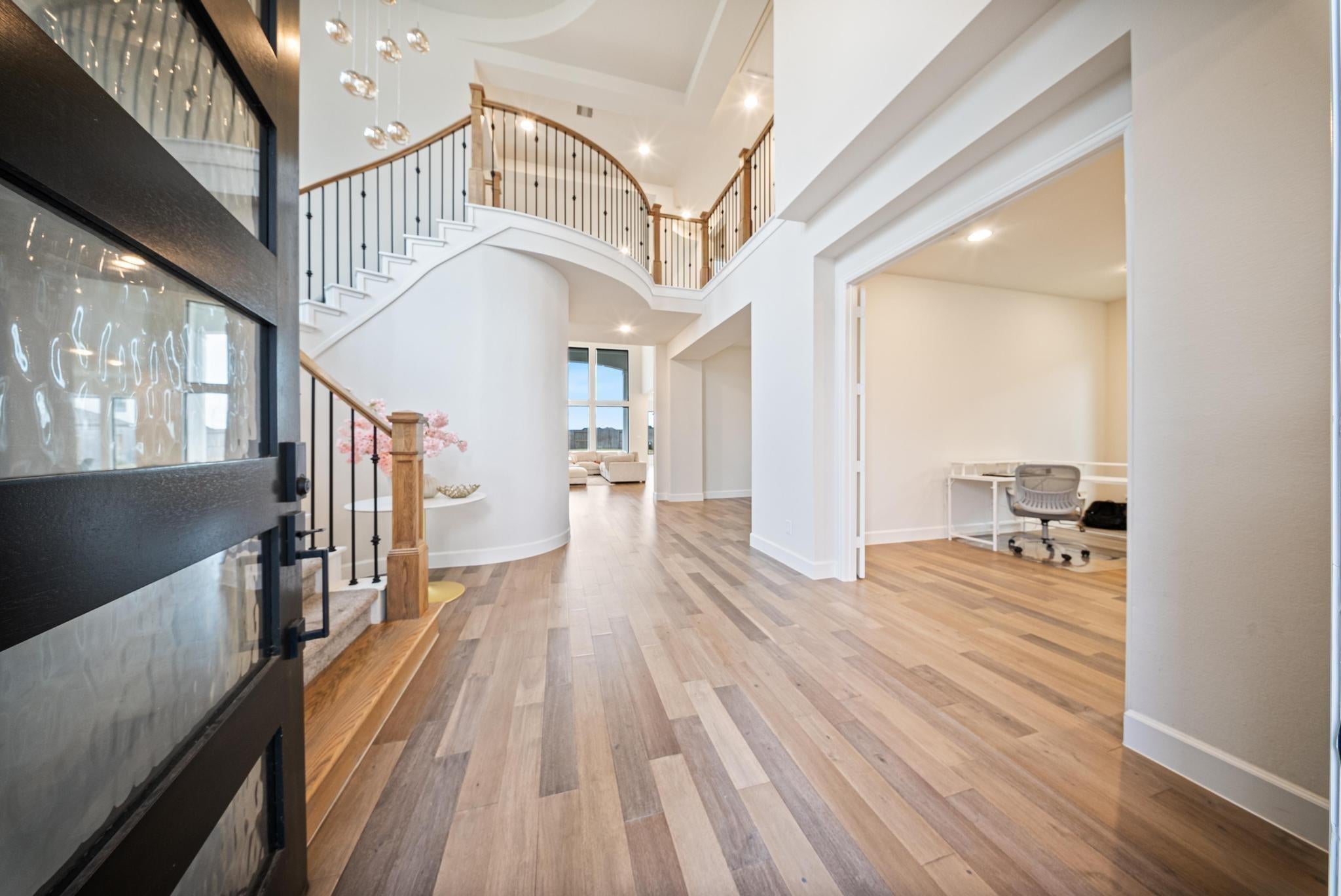 9018 Orchard Cove