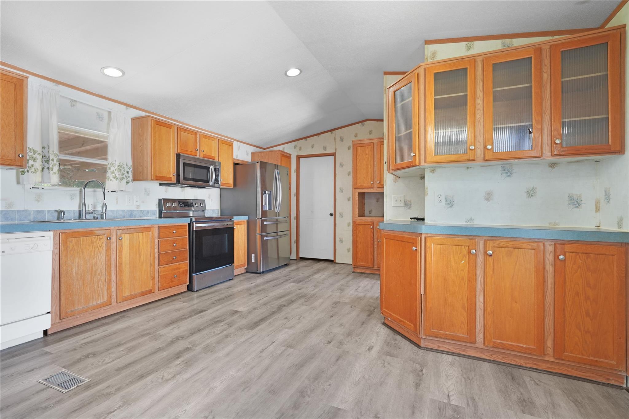 639 Reuben White Drive