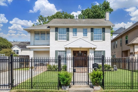 Photo of 1909 Rosewood Street, Houston, TX 77004 (MLS # 60455082)