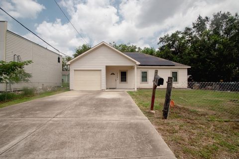 Photo of 3509 Wilmington Street, Houston, TX 77051 (MLS # 55847524) Photo of 3509 Wilmington Street, Houston, TX 77051 (MLS # 55847524)