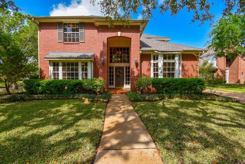 Photo of 3214 Explorer Cove, Sugar Land, TX 77479 (MLS # 21912179)