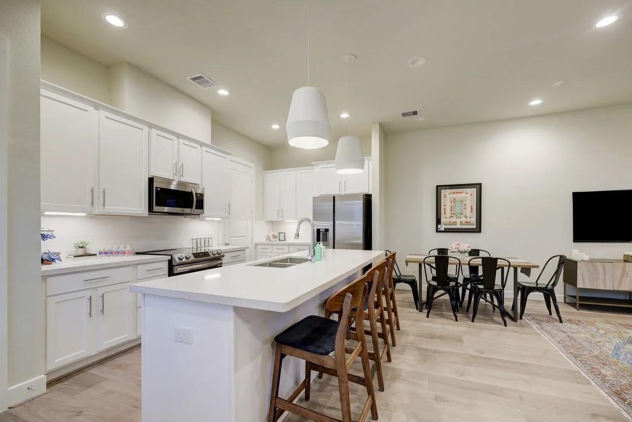 5921 Jasper Jones Way