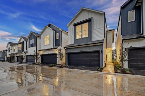 Photo of 5921 Jasper Jones Way Way, Houston, TX 77091 (MLS # 8993862)