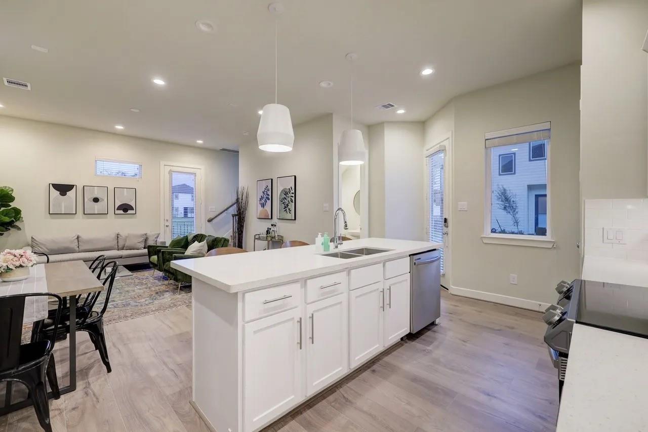5921 Jasper Jones Way