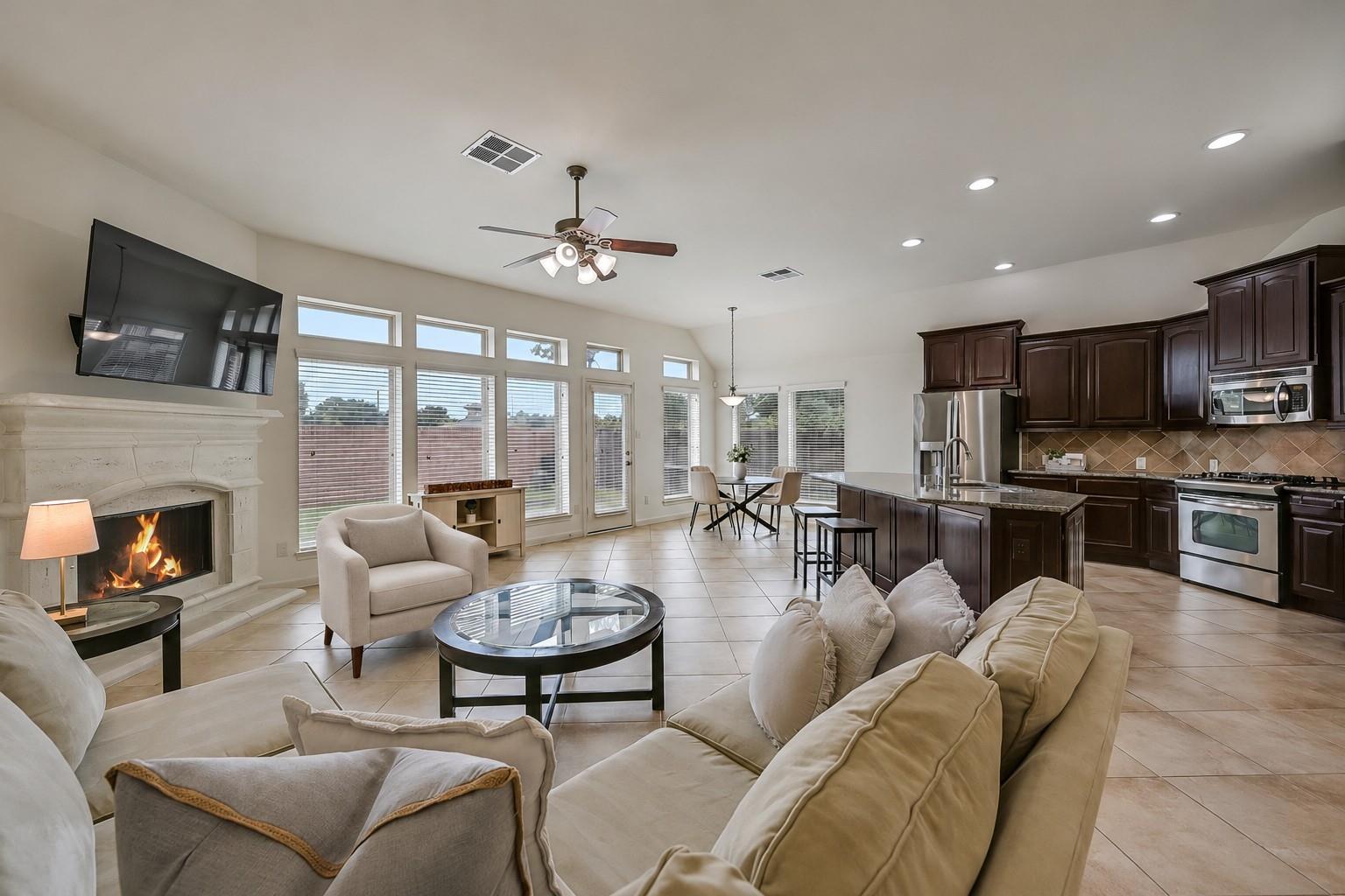 2818 Silhouette Bay Drive