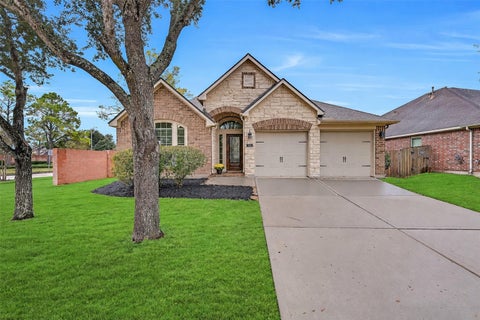 Photo of 2818 Silhouette Bay Drive, Pearland, TX 77584 (MLS # 60590439)