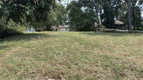 Vacant Land For Sale - 28102 Linda Lane<br/> Tomball, TX 77375