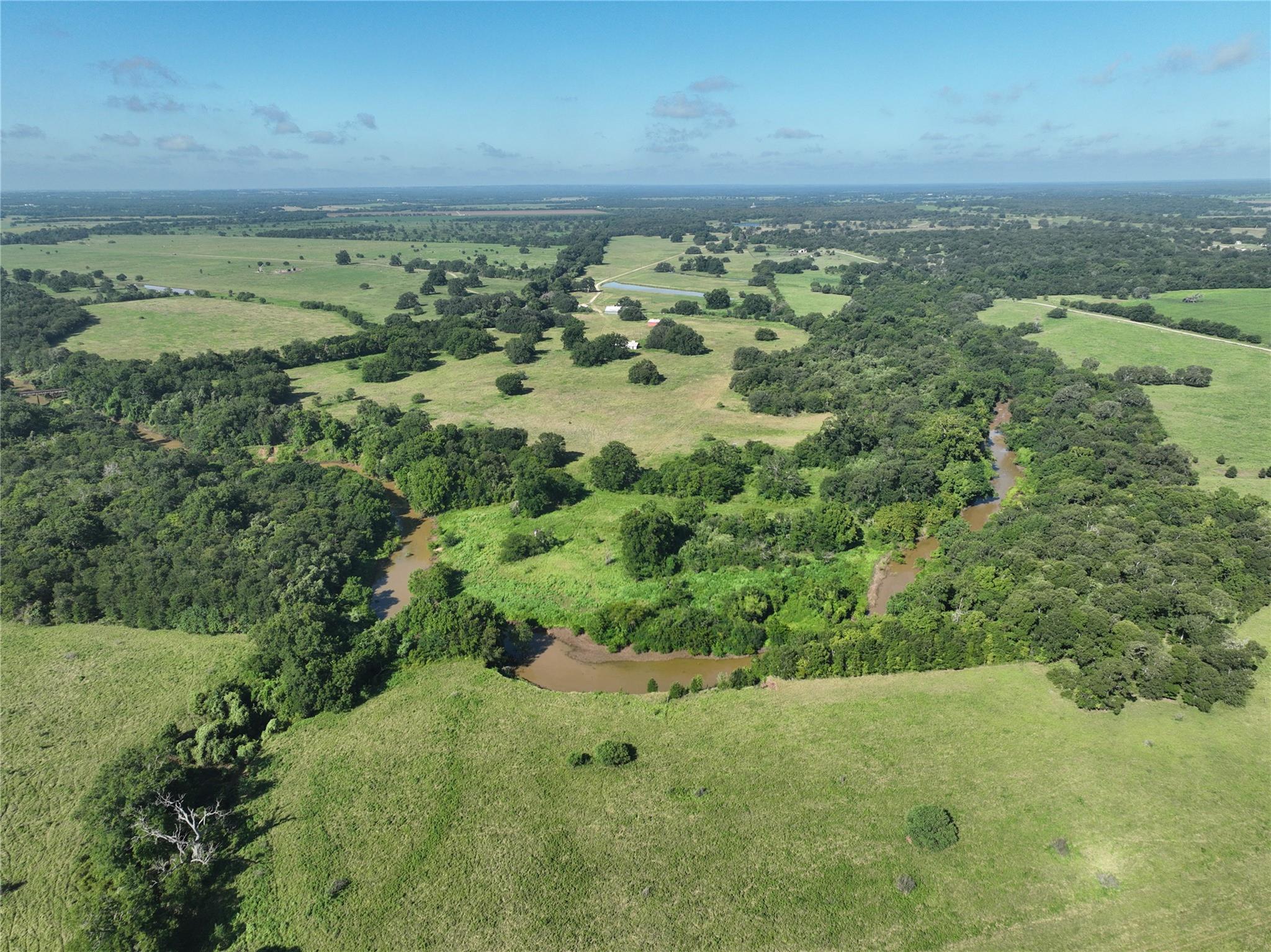 913 Acres County Road 444