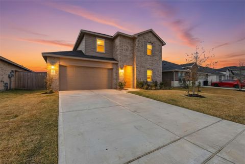 Homes For Sale - 17719 Winfall Drive<br/> Crosby, TX 77532