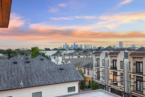 Photo of 5522 Kiam Street #A, Houston, TX 77007 (MLS # 66731237)