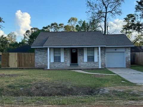Photo of 526 Broad Ripple Drive, Houston, TX 77336 (MLS # 66864598)