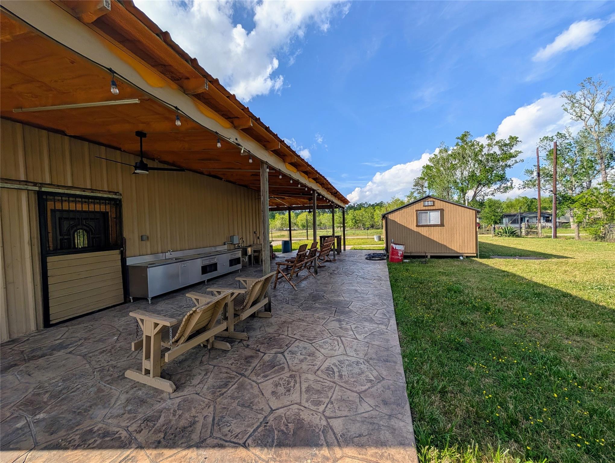 1639 Country Oaks Drive