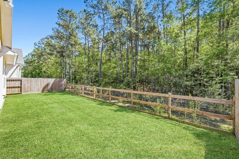 Tiny photo for 513 Little Spring Court, Anahuac, TX 77514 (MLS # 56343307)