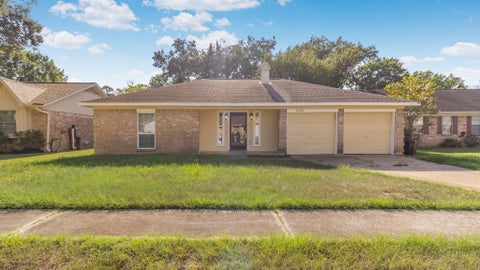 Photo of 16223 Brinkwood Drive, Houston, TX 77090 (MLS # 35421352)