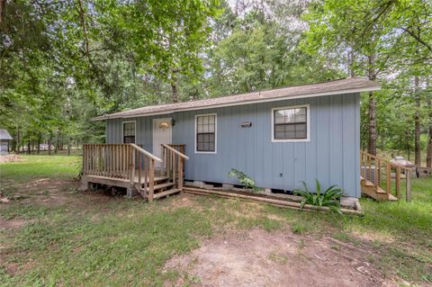 Homes For Rent - 7A Hickory Lane<br/> Walker County, Huntsville, TX 77340