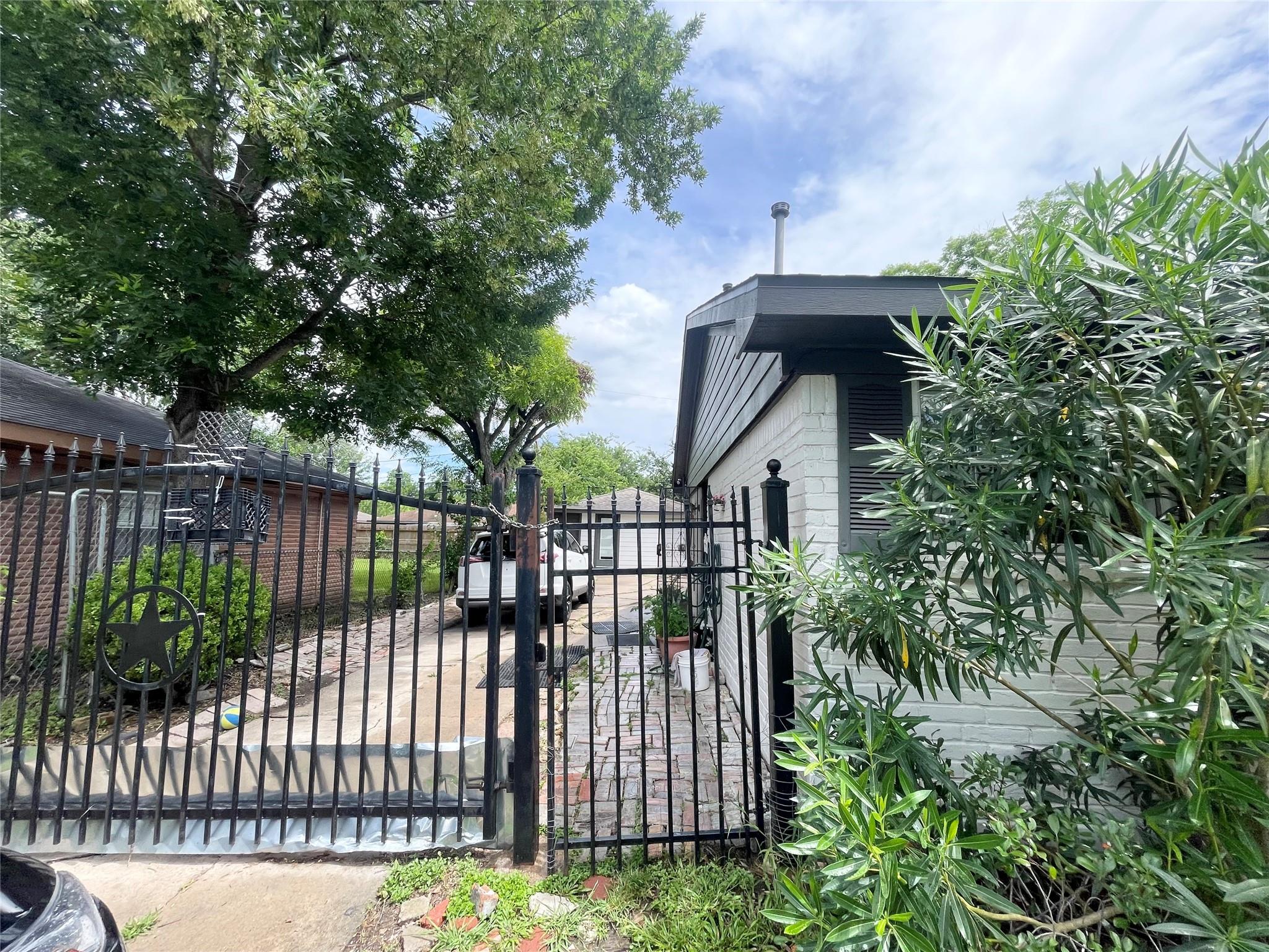 4118 Ebbtide Drive