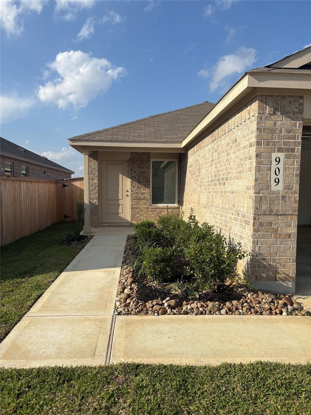 Photo of 909 Lago Laceno Lane, Huffman, TX 77336 (MLS # 19122515)