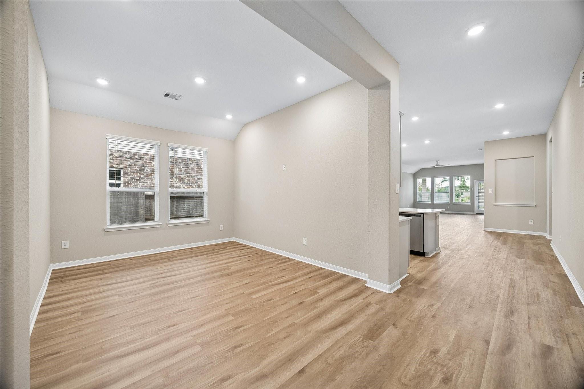 1924 Canyon Live Oak Street