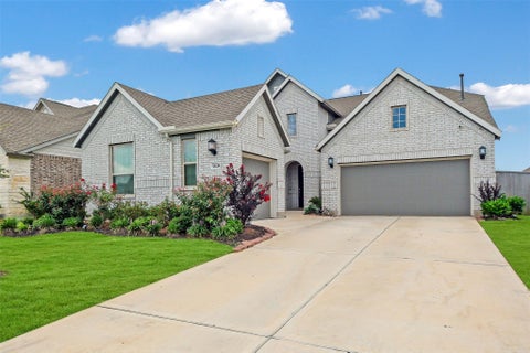 Photo of 5608 Forest Cove Drive, Rosenberg, TX 77469 (MLS # 20956385)