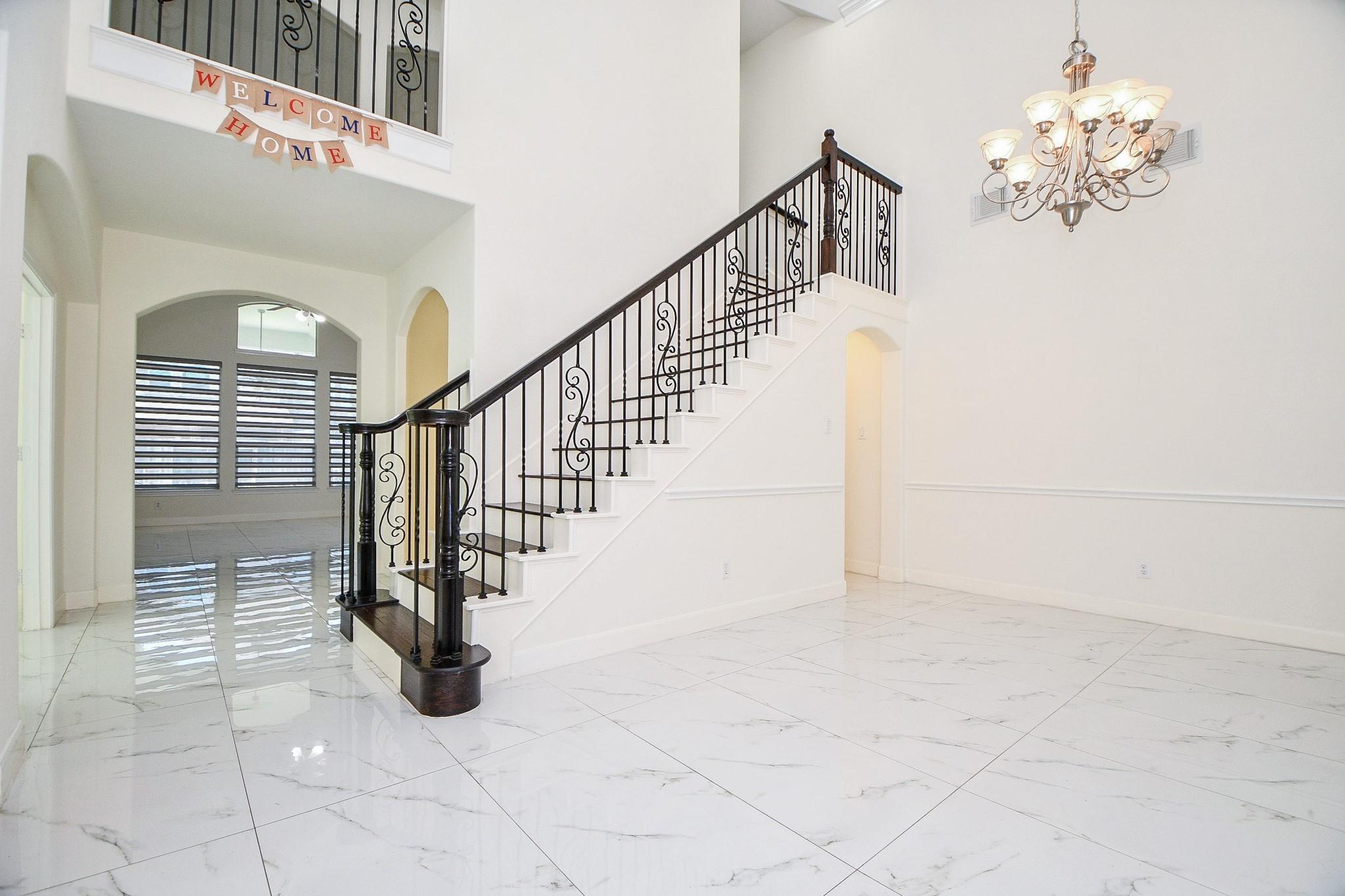 4322 Pensacola Oaks Lane