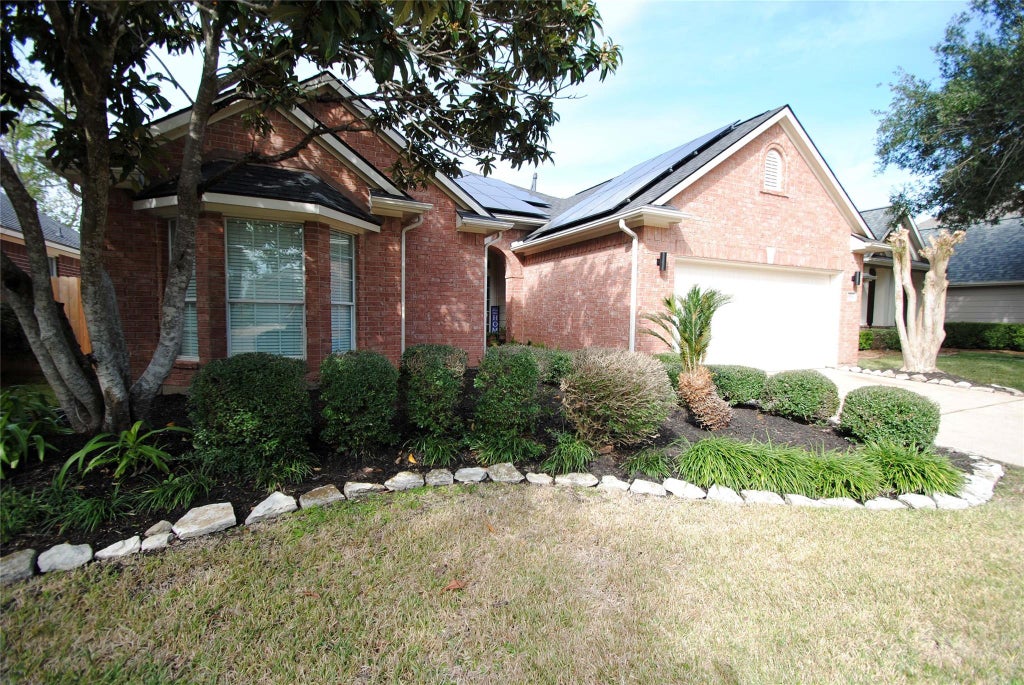 Photo of 10519 Village Lake Drive, Missouri City, TX 77459 (MLS # 58066834)
