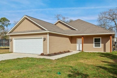 Photo of 527 Autumn Lane, Livingston, TX 77351 (MLS # 11580780)