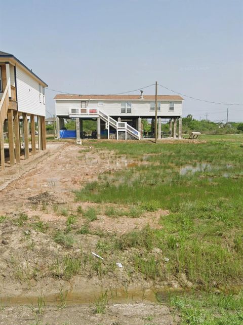 Photo of 829 22nd Street, San Leon, TX 77539 (MLS # 9046854)