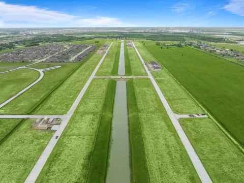 Tiny photo for 12119 Old Fashion Circle, Mont Belvieu, TX 77535 (MLS # 64914012)