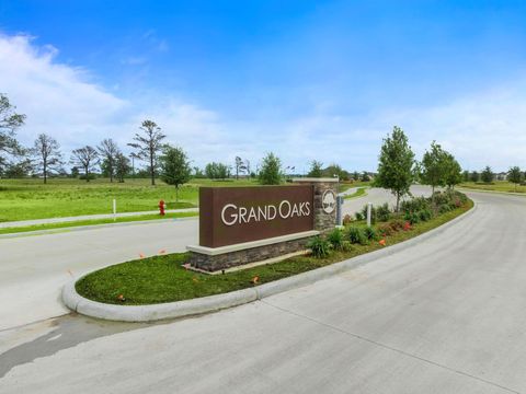 Tiny photo for 12119 Old Fashion Circle, Mont Belvieu, TX 77535 (MLS # 64914012)