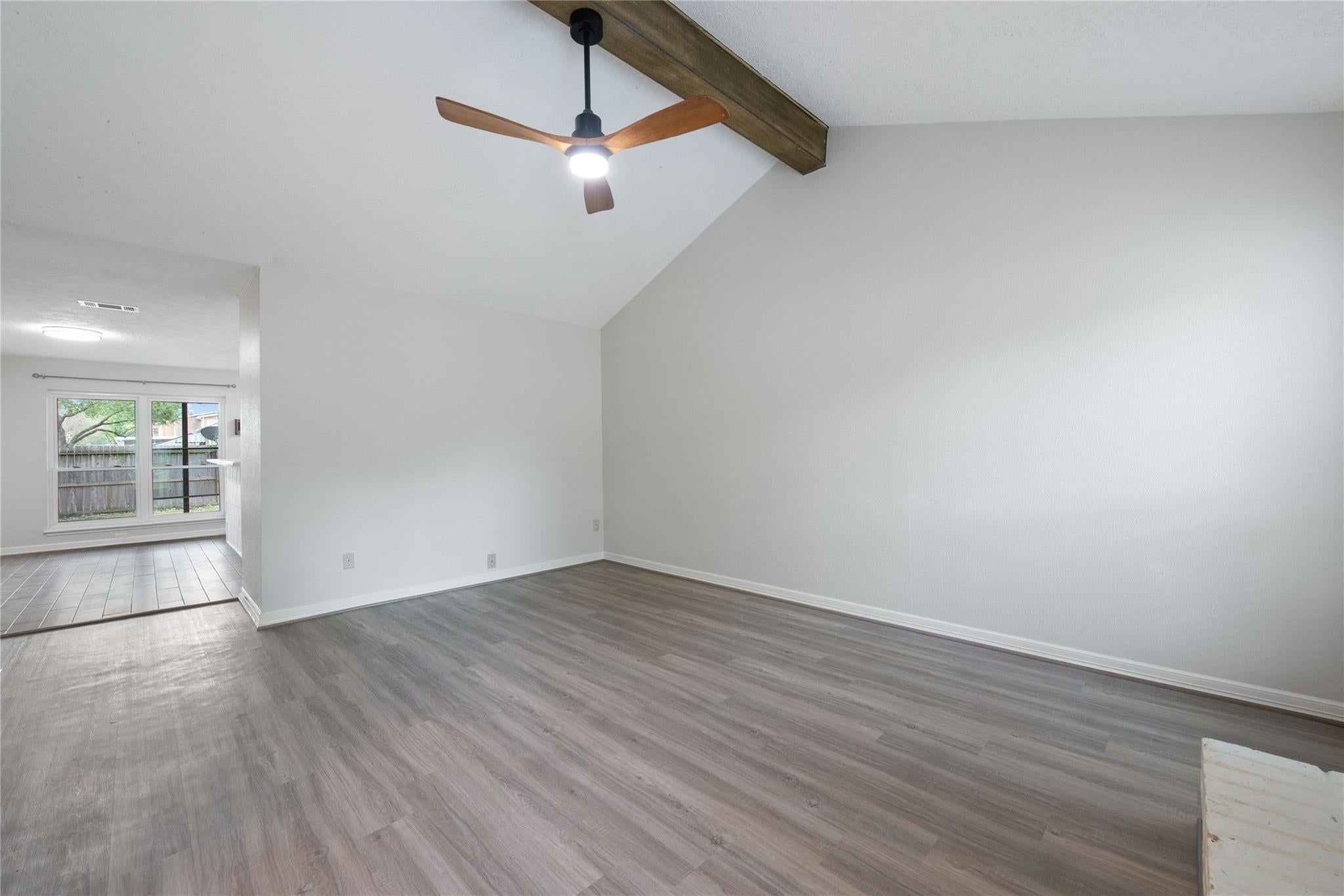 11805 Southlake Drive