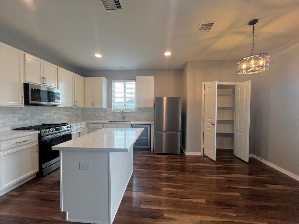 Photo of 13403 Myrtle Park Lane, Houston, TX 77044 (MLS # 46211868)