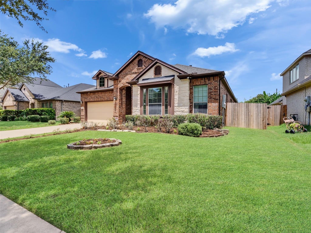 Photo of 4618 Morning Cloud Lane, Sugar Land, TX 77479 (MLS # 60619206)