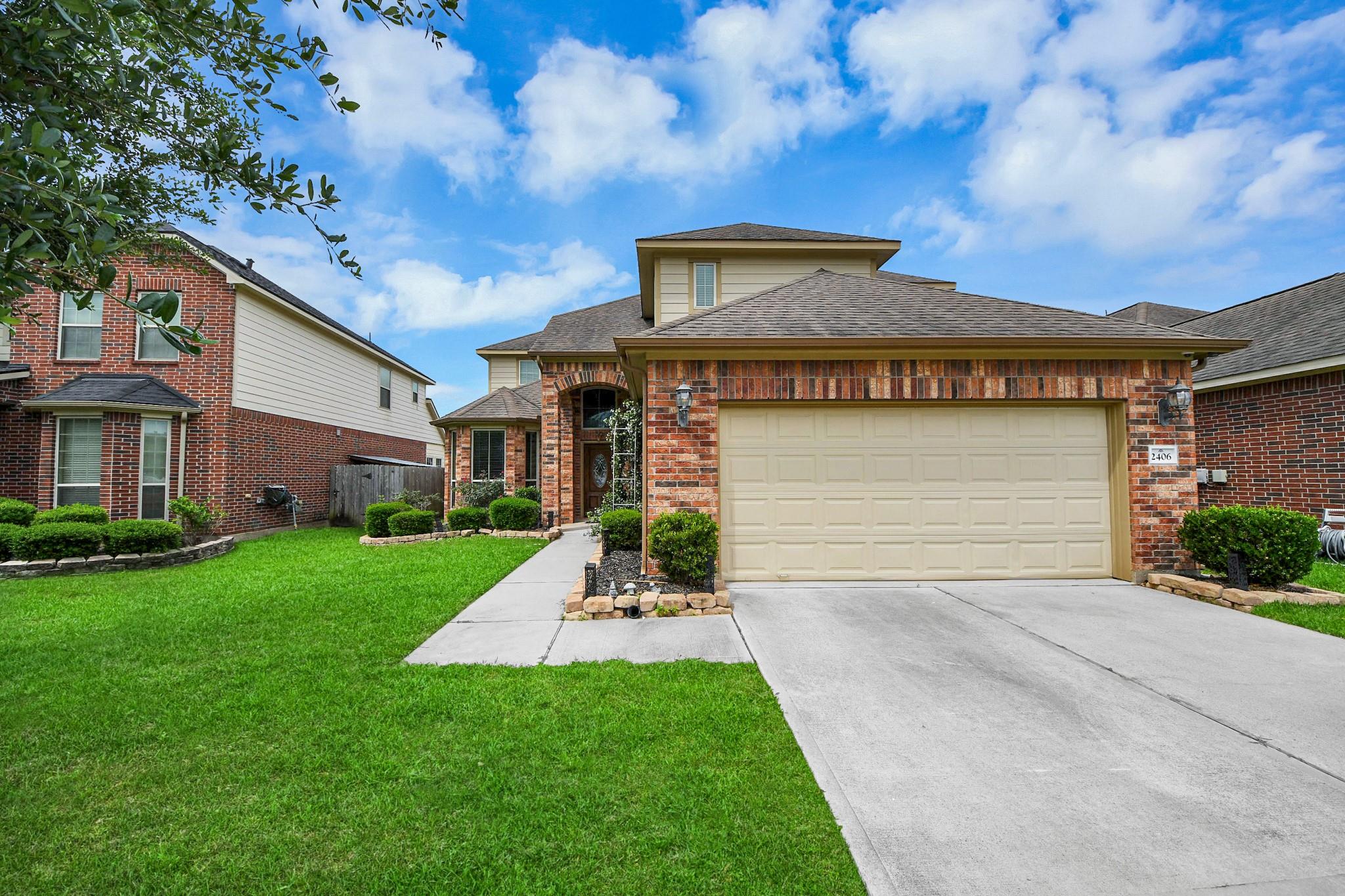 2406 Aura Court