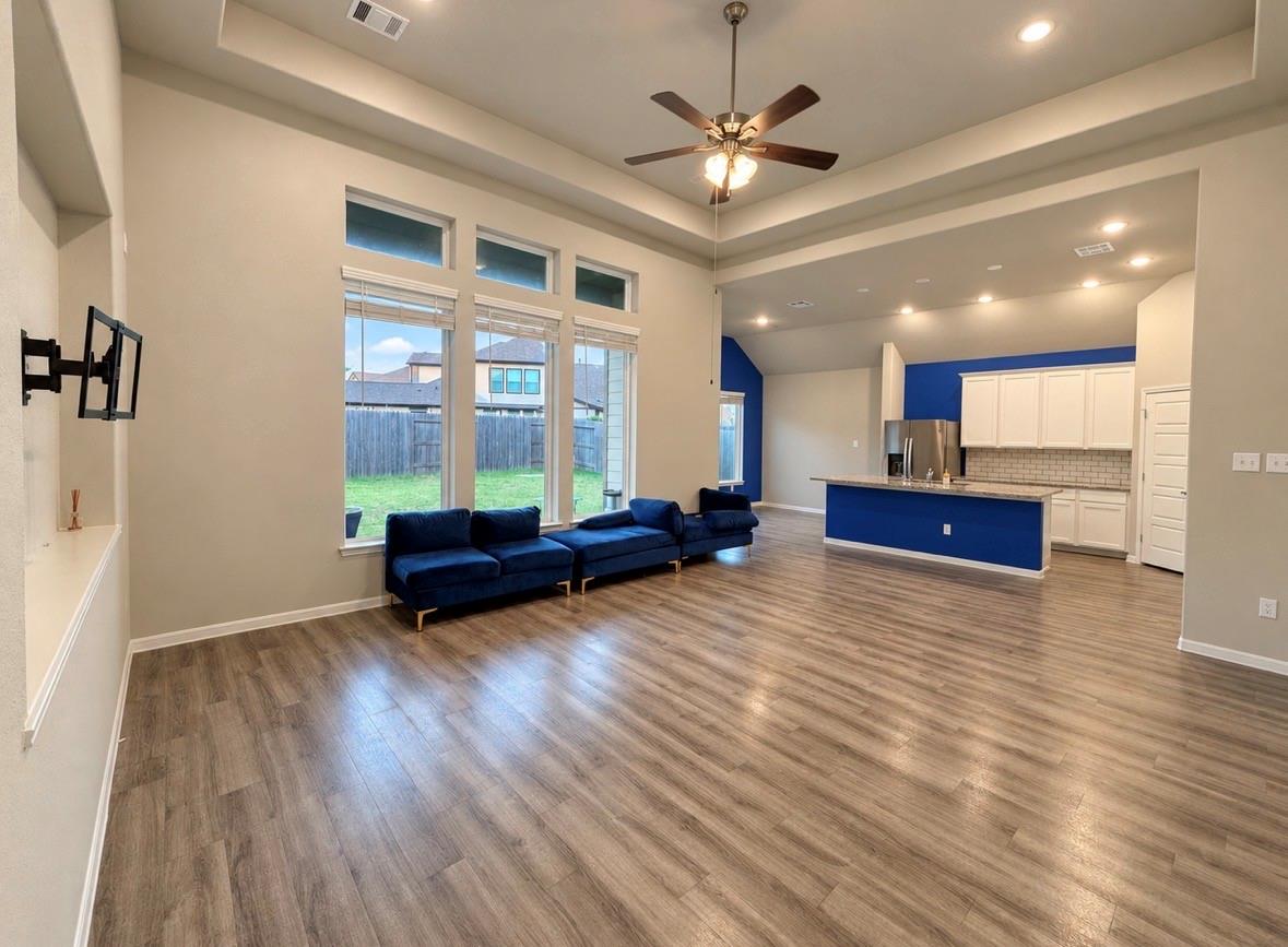5314 Paradise Cove Lane