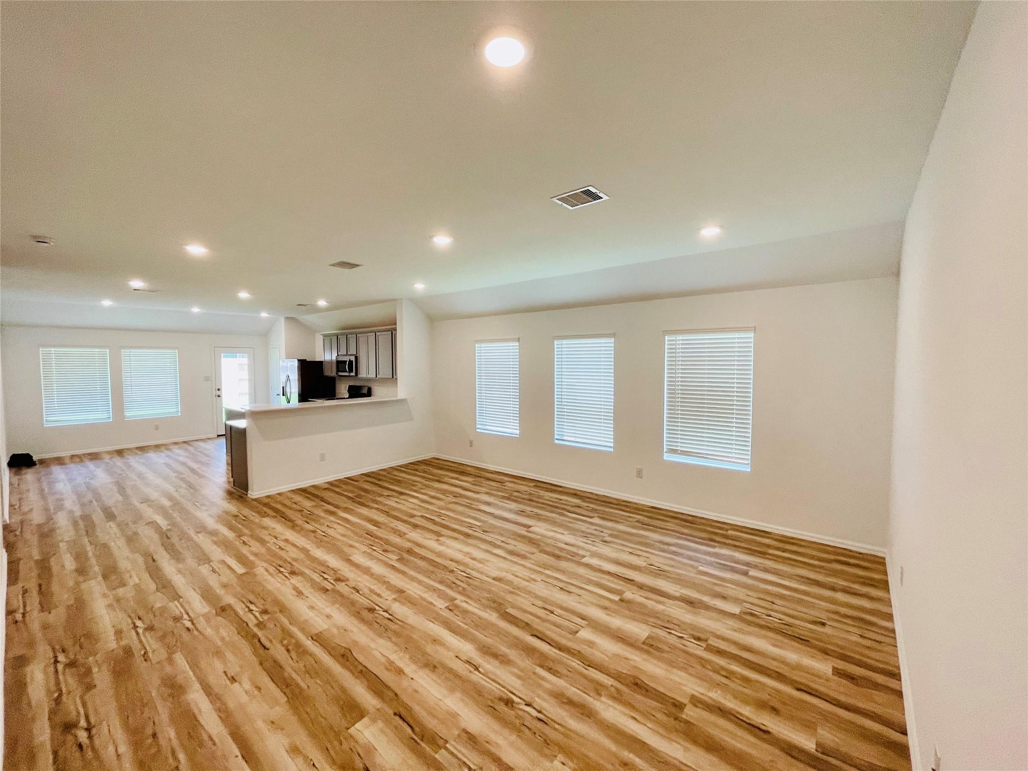 5523 Knox Landing Drive