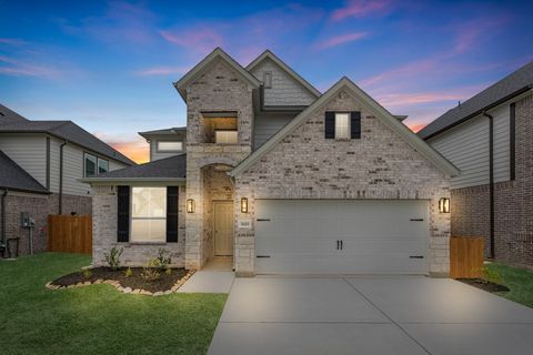 Photo of 5619 Toledo Pines Lane, Katy, TX 77449 (MLS # 96740669)