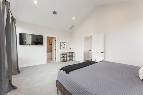 Tiny photo for 605 Middle Street, Houston, TX 77003 (MLS # 38389831)