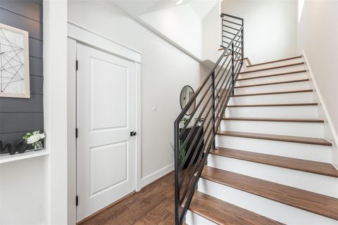 Tiny photo for 605 Middle Street, Houston, TX 77003 (MLS # 38389831)