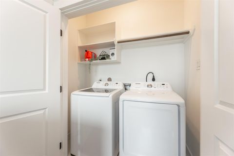 Tiny photo for 605 Middle Street, Houston, TX 77003 (MLS # 38389831)