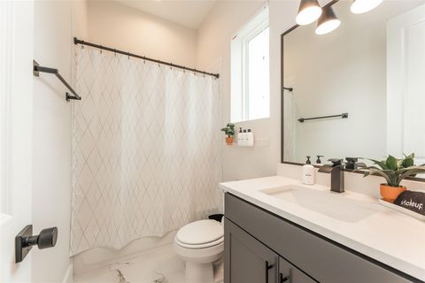 Tiny photo for 605 Middle Street, Houston, TX 77003 (MLS # 38389831)