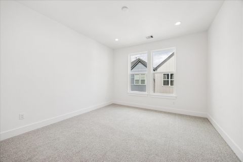 Tiny photo for 1902 Luna Woods Lane Ln, Houston, TX 77055 (MLS # 36900832)