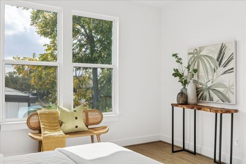 Tiny photo for 1902 Luna Woods Lane Ln, Houston, TX 77055 (MLS # 36900832)