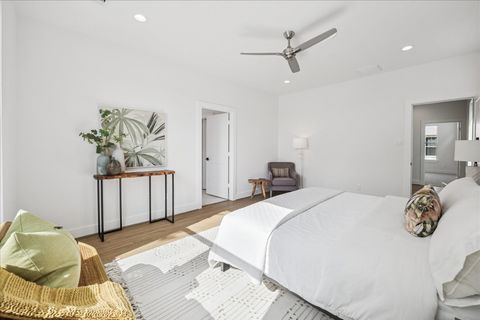 Tiny photo for 1902 Luna Woods Lane Ln, Houston, TX 77055 (MLS # 36900832)