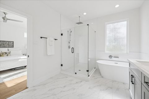 Tiny photo for 1902 Luna Woods Lane Ln, Houston, TX 77055 (MLS # 36900832)