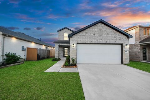Photo of 32939 Silver Meadow Way, Fulshear, TX 77423 (MLS # 42987466)