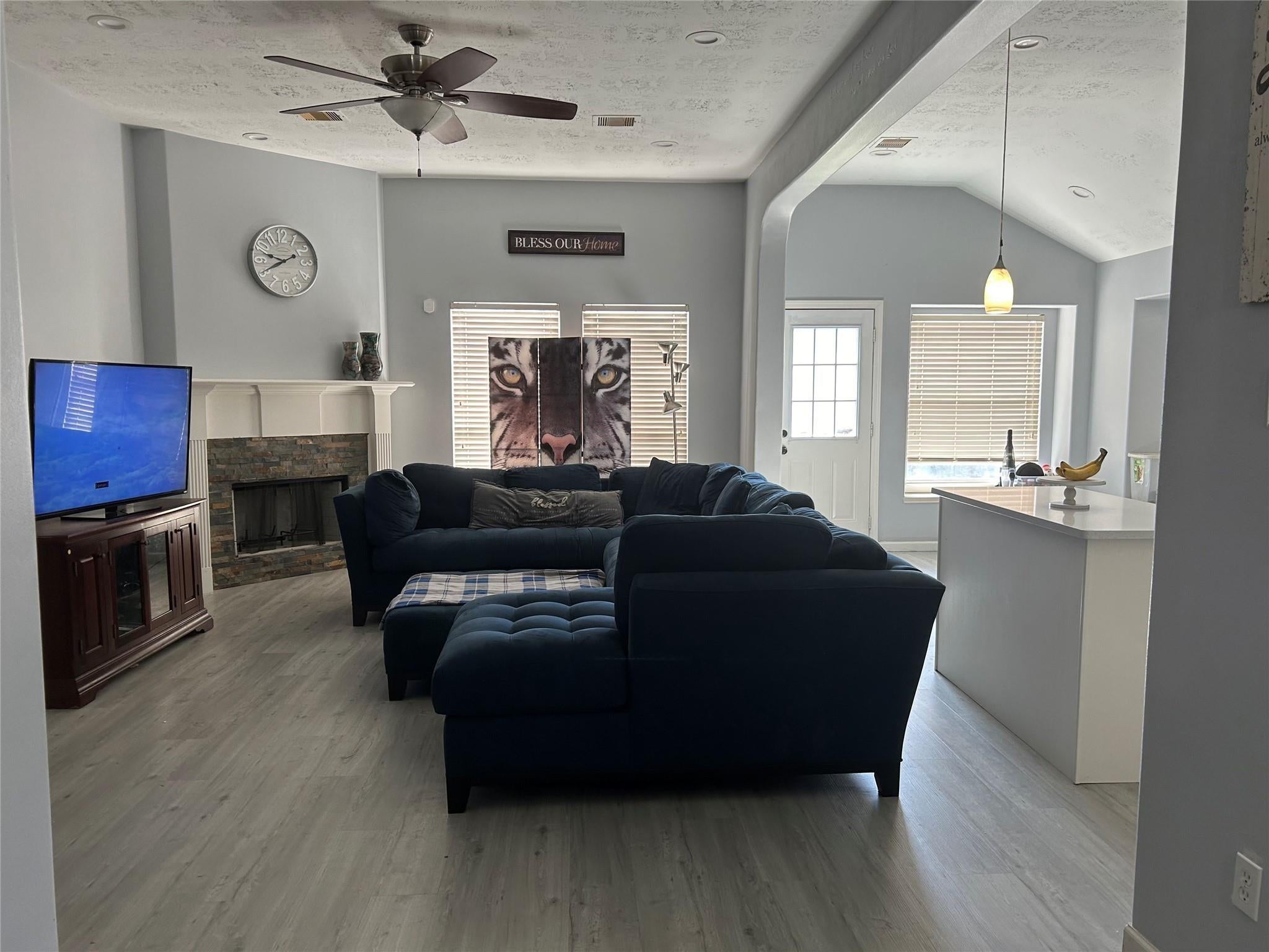 5007 Bridgecrossing Court