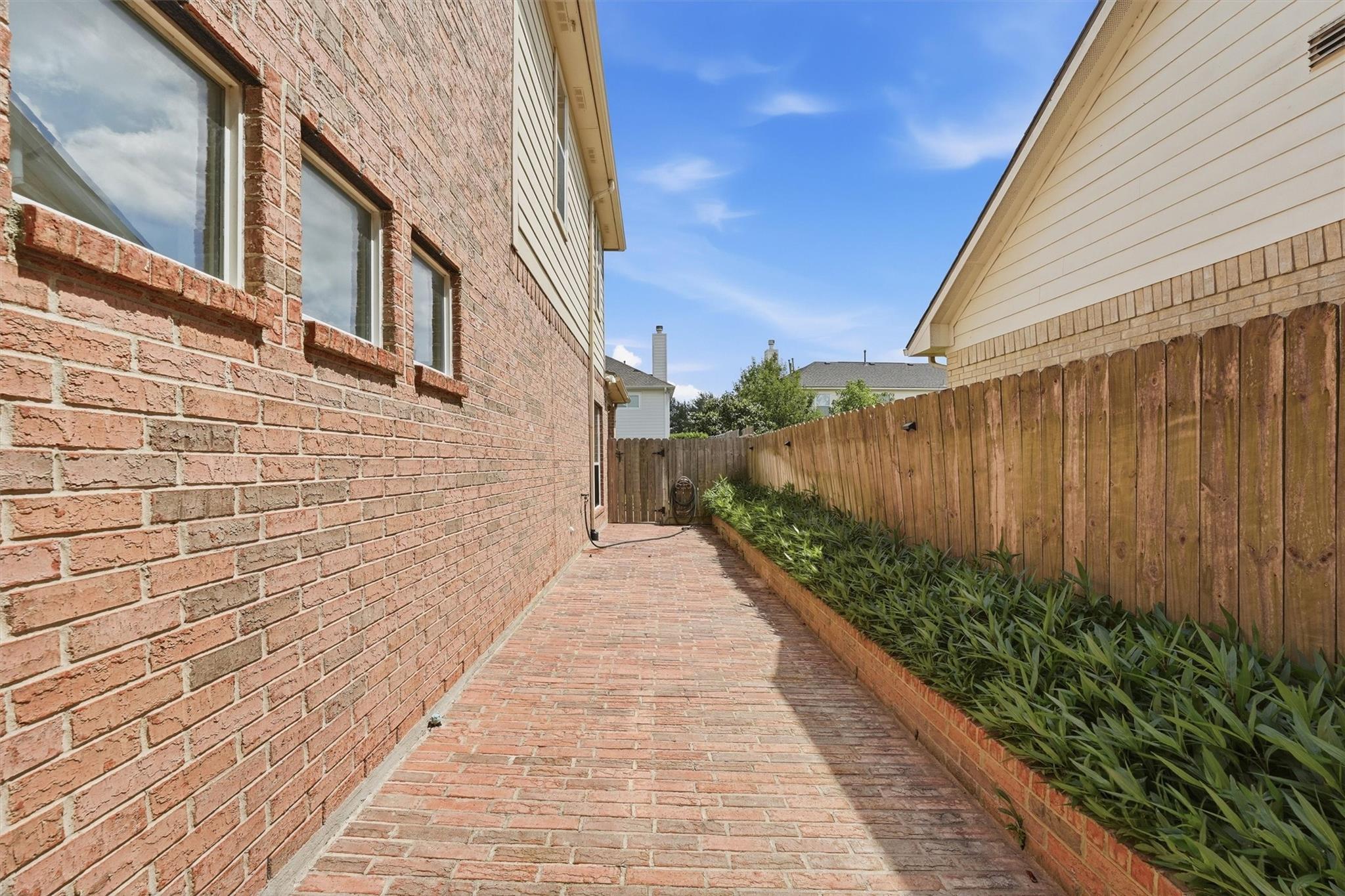 2514 Brittany Lakes Drive
