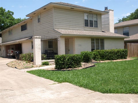 Multifamily For Rent - 10834 A Sugar Hill Drive #A<br/> Houston, TX 77042