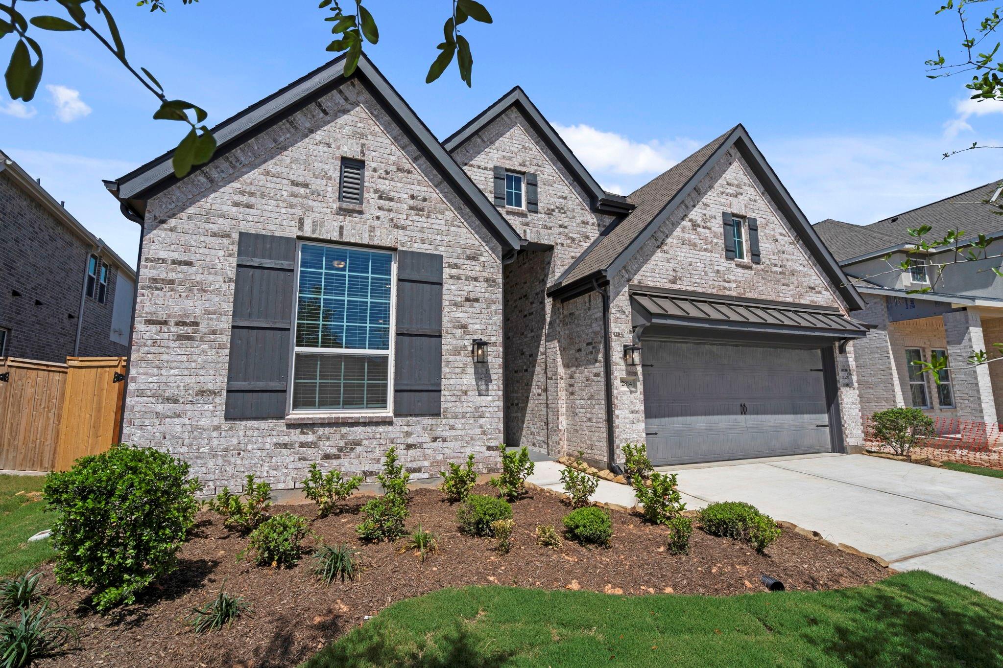 2814 Peach Valley Road